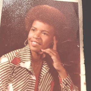 Meet your Posher, Faye